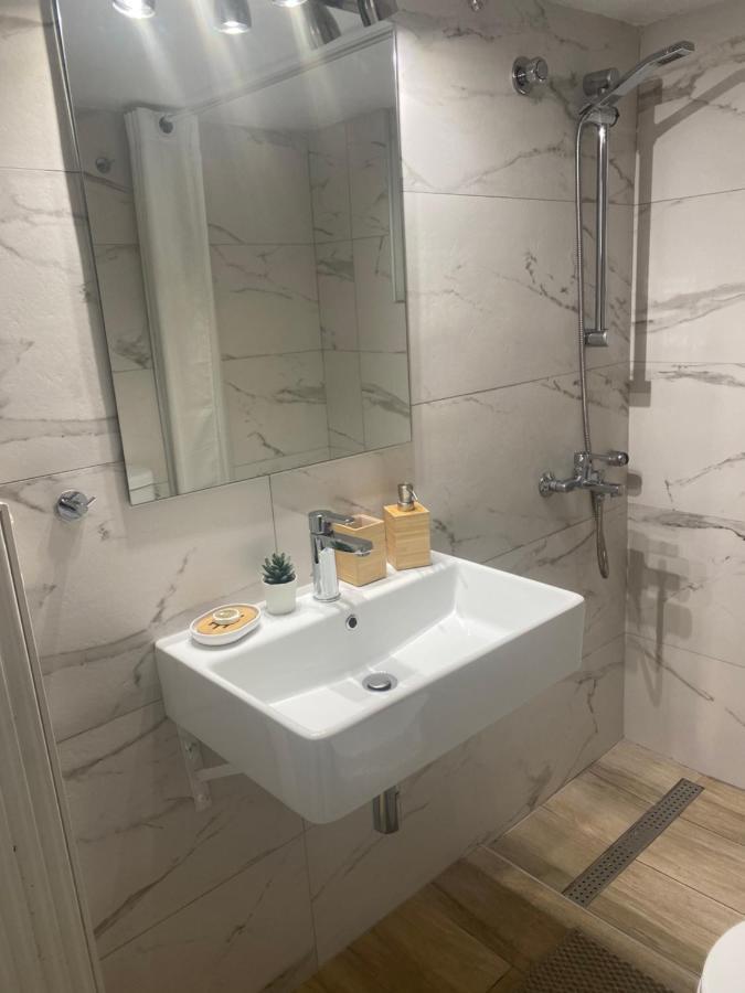 Thiseio Big Apartment Athens Ngoại thất bức ảnh