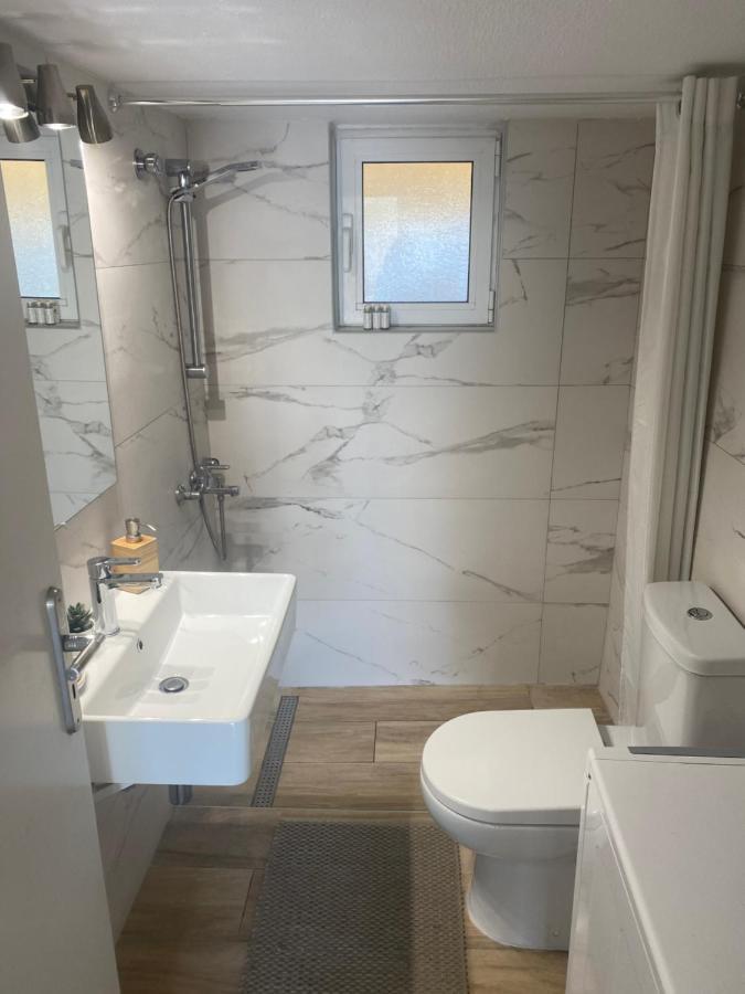 Thiseio Big Apartment Athens Ngoại thất bức ảnh